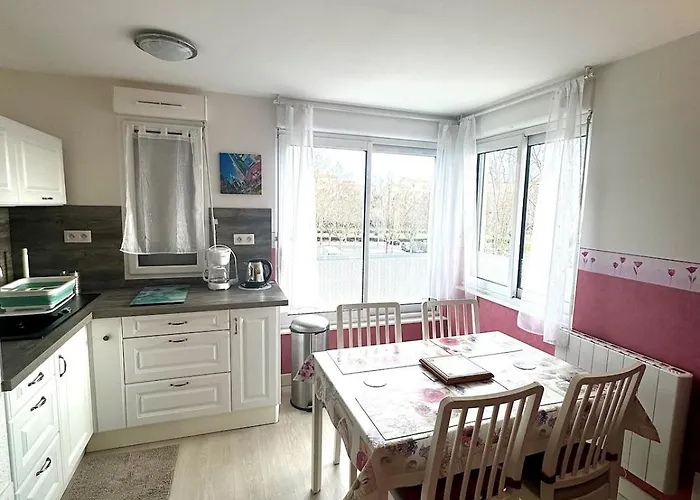 - Cap D'agde アパート